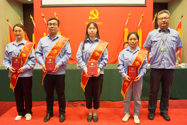 291656500005113733.png 优秀通讯员 网站.png